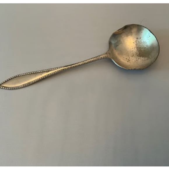 1847 Rogers Brothers A1 Silver Plate Oyster Serving Spoon - Picture 1 of 2